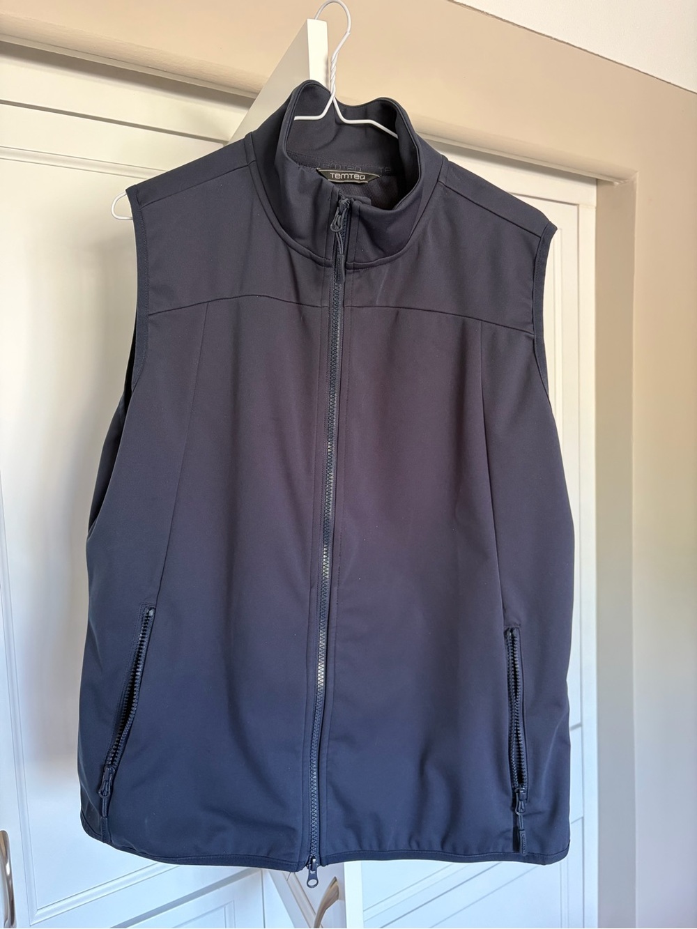 Temteq Women’s Navy Softshell Vest - Zip Front